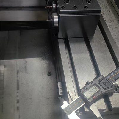 北村走心機刀座孔.jpg